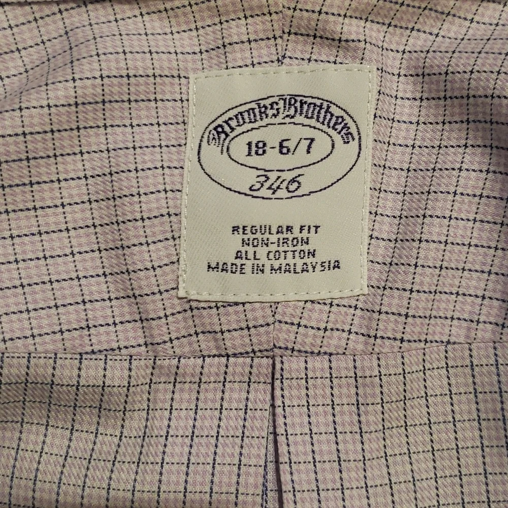 Button down - Picture 3 of 4